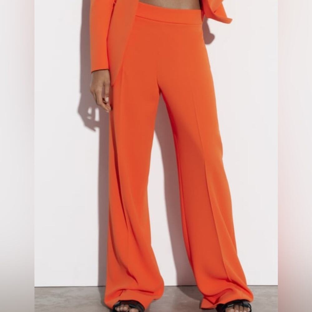 Nwt-ZARA-FLUID HIGH WAIST PANTS -L